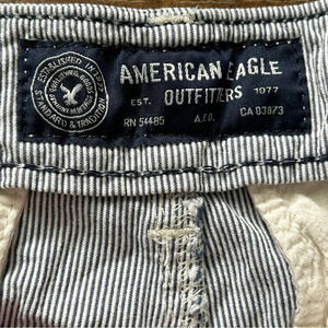 American Eagle Men’s 32 Seersucker Shorts Classic Fit Cotton EUC‎ Navy/White